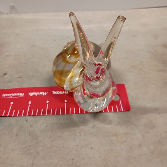 Elegant Italian Glass Snail Sculpture - Gold and Clear - Picture 5 of 16